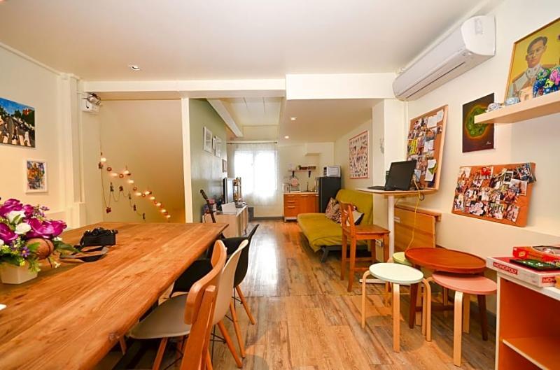 Good Day Hostel Bangkok