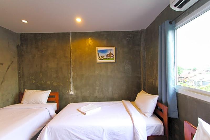 Hotel At Smile House Bangkok