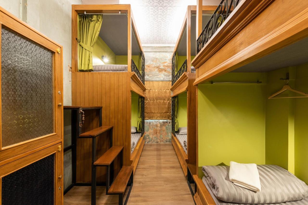 Tepbunthom Hostel *