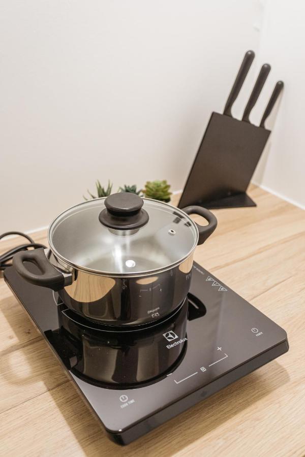 B2 Large + Comfort Full Kitchen Near Mrt Bangson Pangsapuri