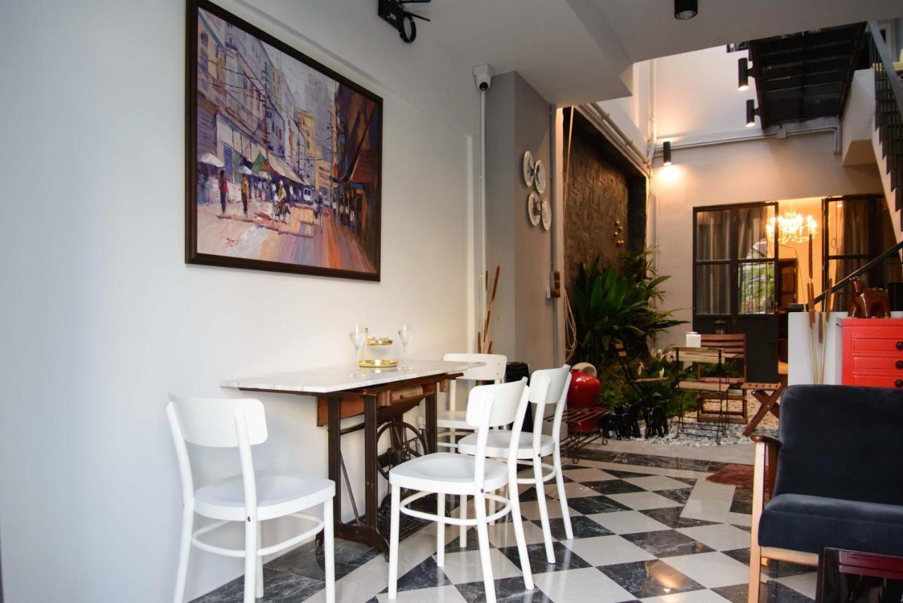 Homestay 87 Oldtown At River Pier Bangkok