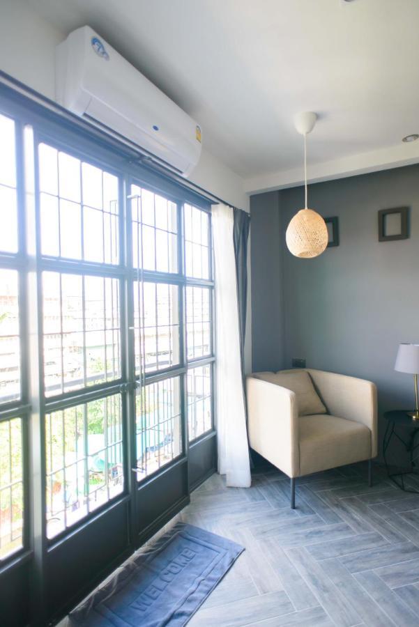 87 Oldtown At River Pier Bangkok
