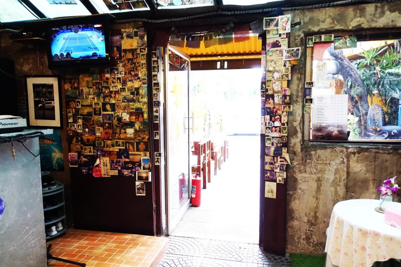 Hostel Ddm House