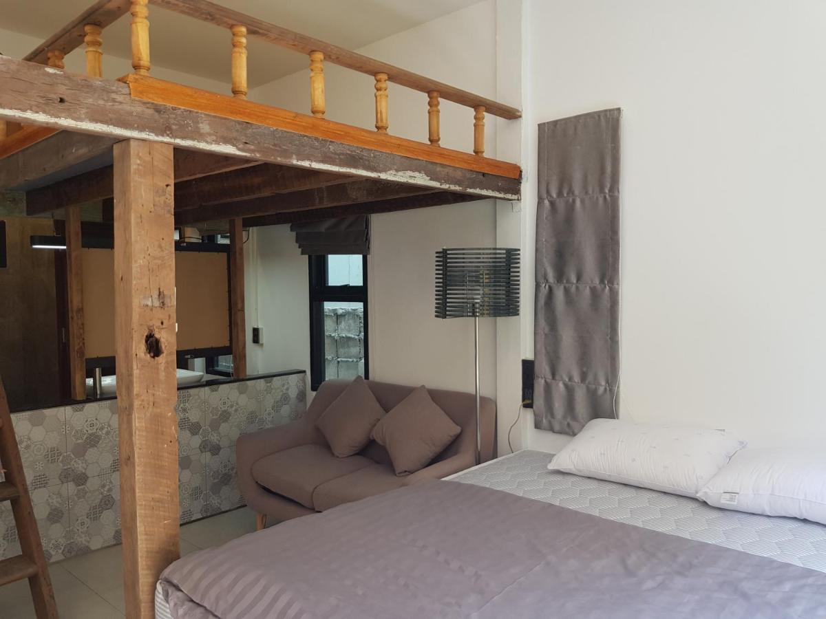 Tepbunthom Hostel *