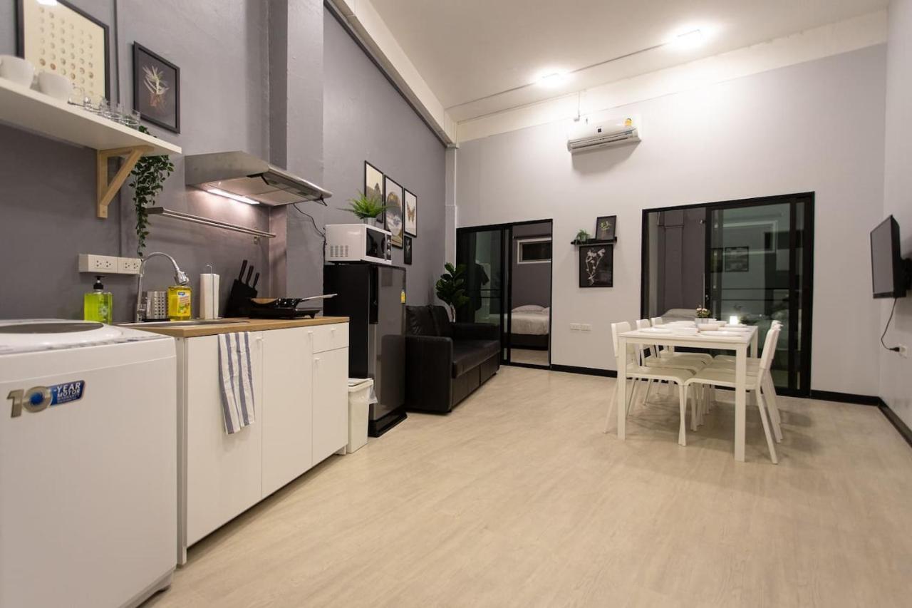 U1 Large 2 Bed Bts Udomsuk