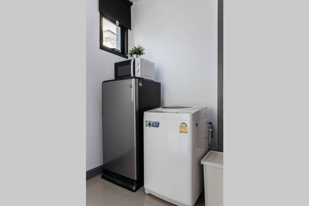 P4 Silom Large 2beds Full Kitchen Wifi 4-6pax Apartment *