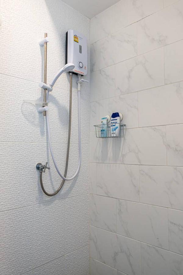 Appartement B3 Cosy /5 Guests/ Near Mrt/full Kitchen Bangkok