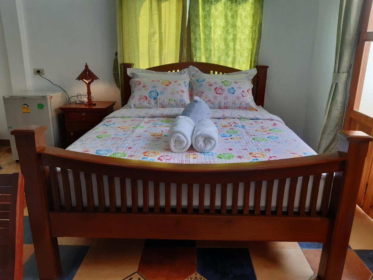 Homestay A & P House *