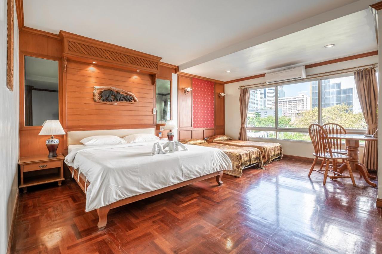 Royal Ivory Sukhumvit Nana Hotel 3*