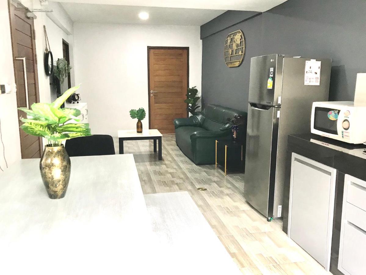 Holiday home The Silver Stag 9mins Jjmarket,bts,30mins Dmk Bangkok