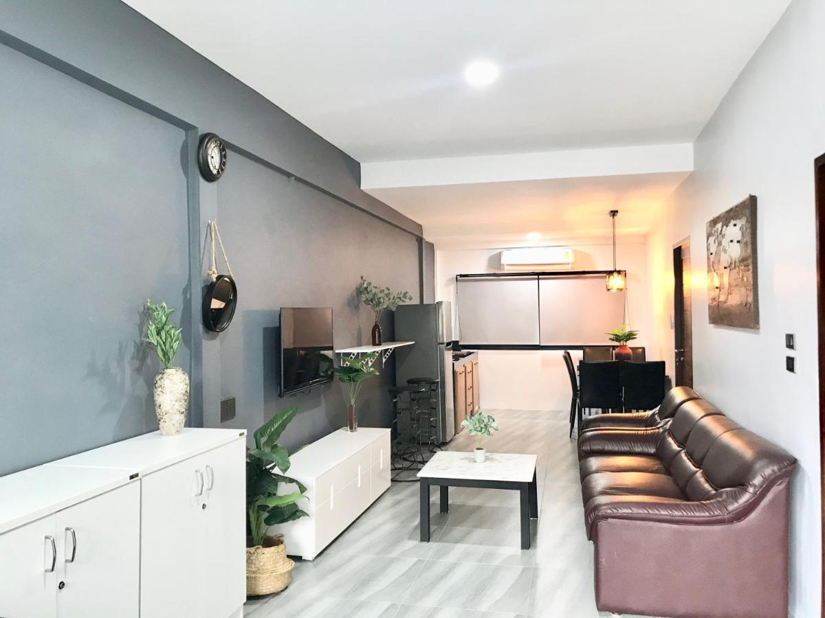Holiday home The Silver Stag 9mins Jjmarket,bts,30mins Dmk