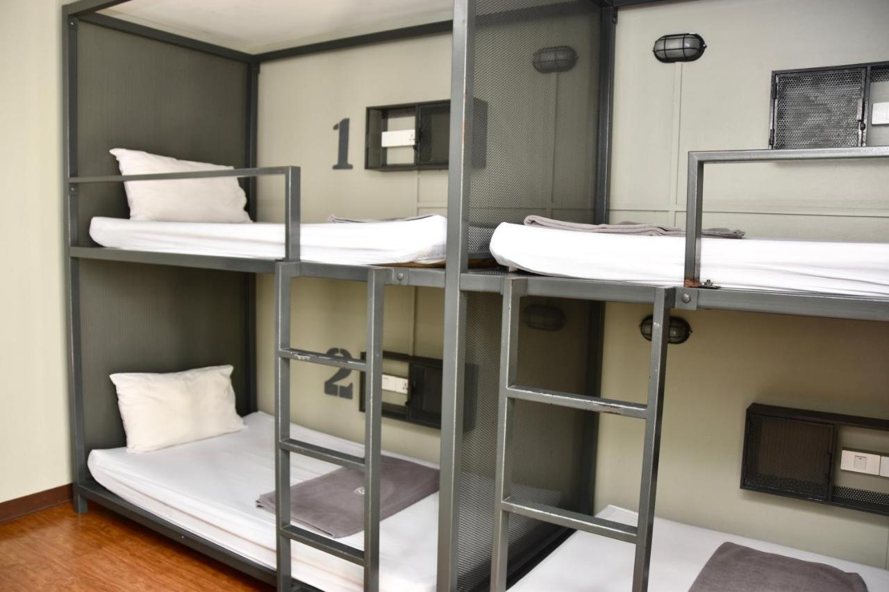 Hostel Mad Monkey (adults Only) *
