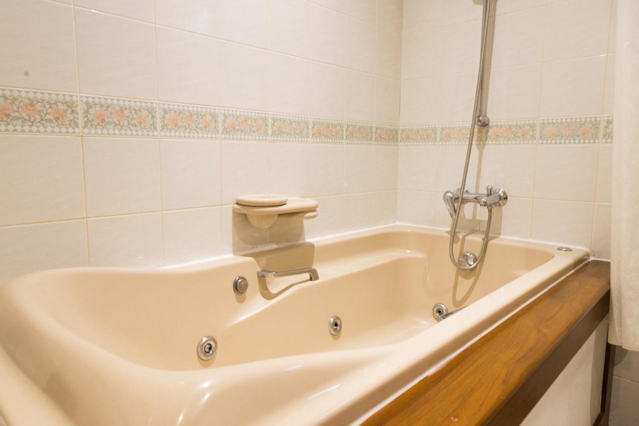 Roomquest Sukhumvit 36 Bts Thonglor 3* Bangkok