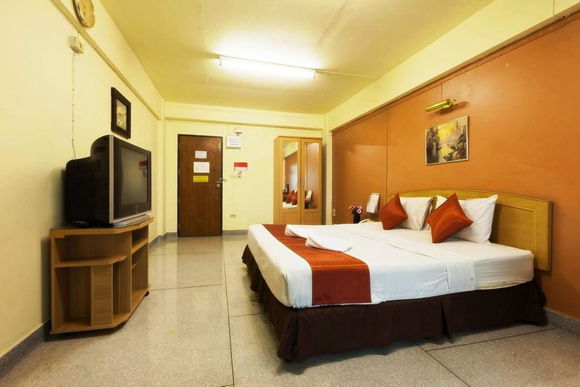 Wongcharearn Mansion Hotel