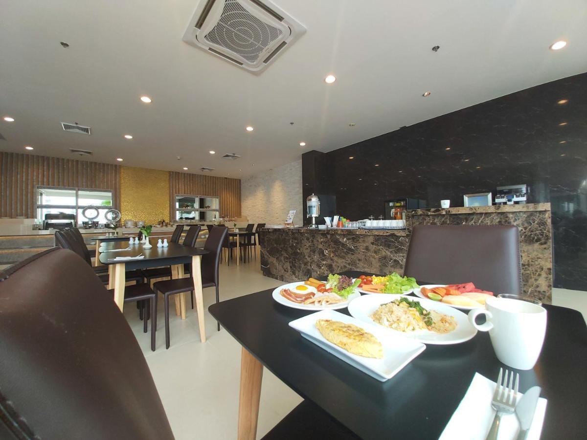 Hotel Grand Asoke Suites Boutique Residence 4*