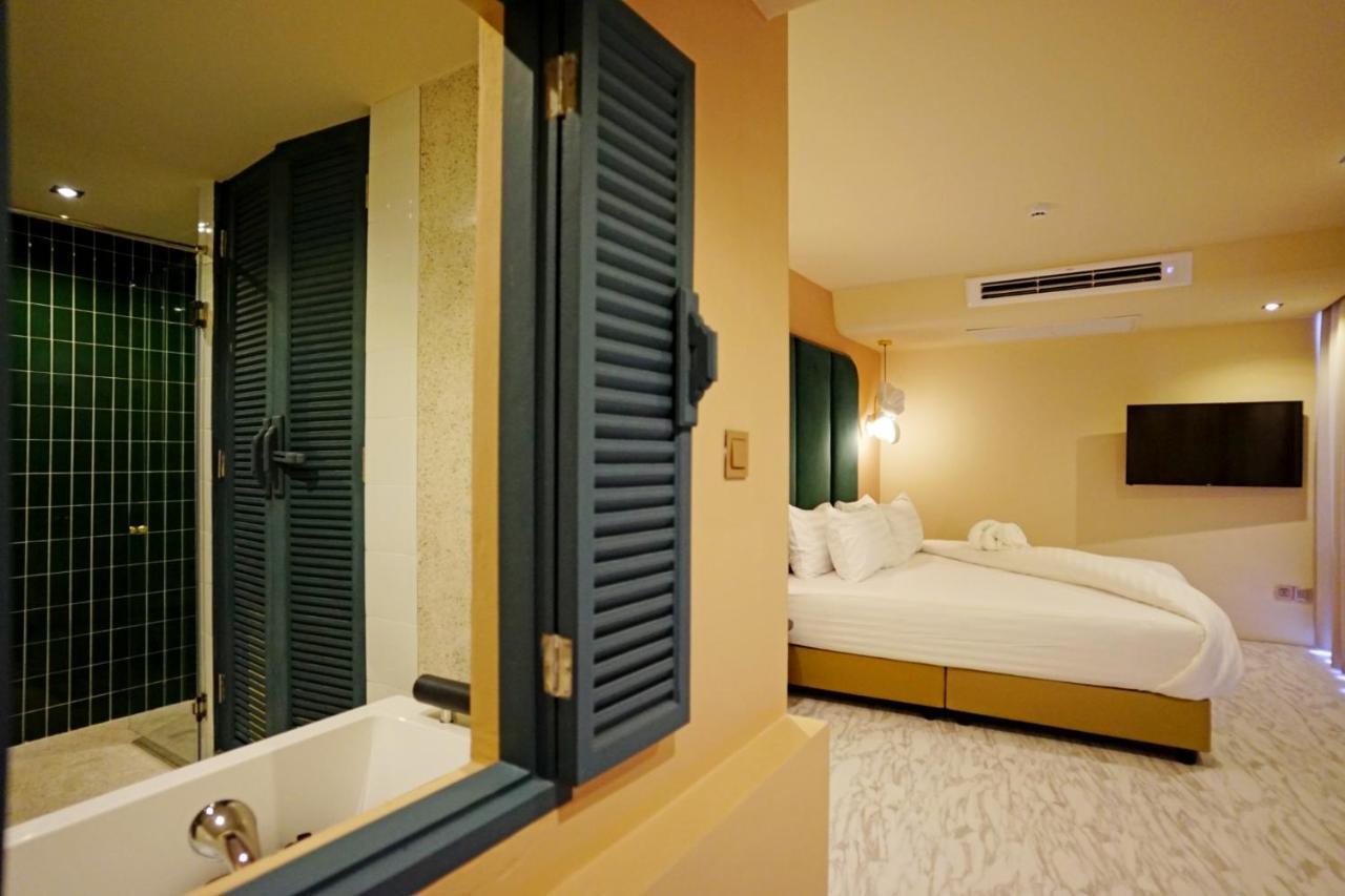 4 Monkeys Hotel 4*