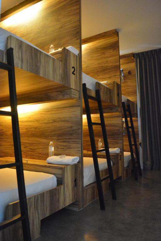 Hostel Rezt *