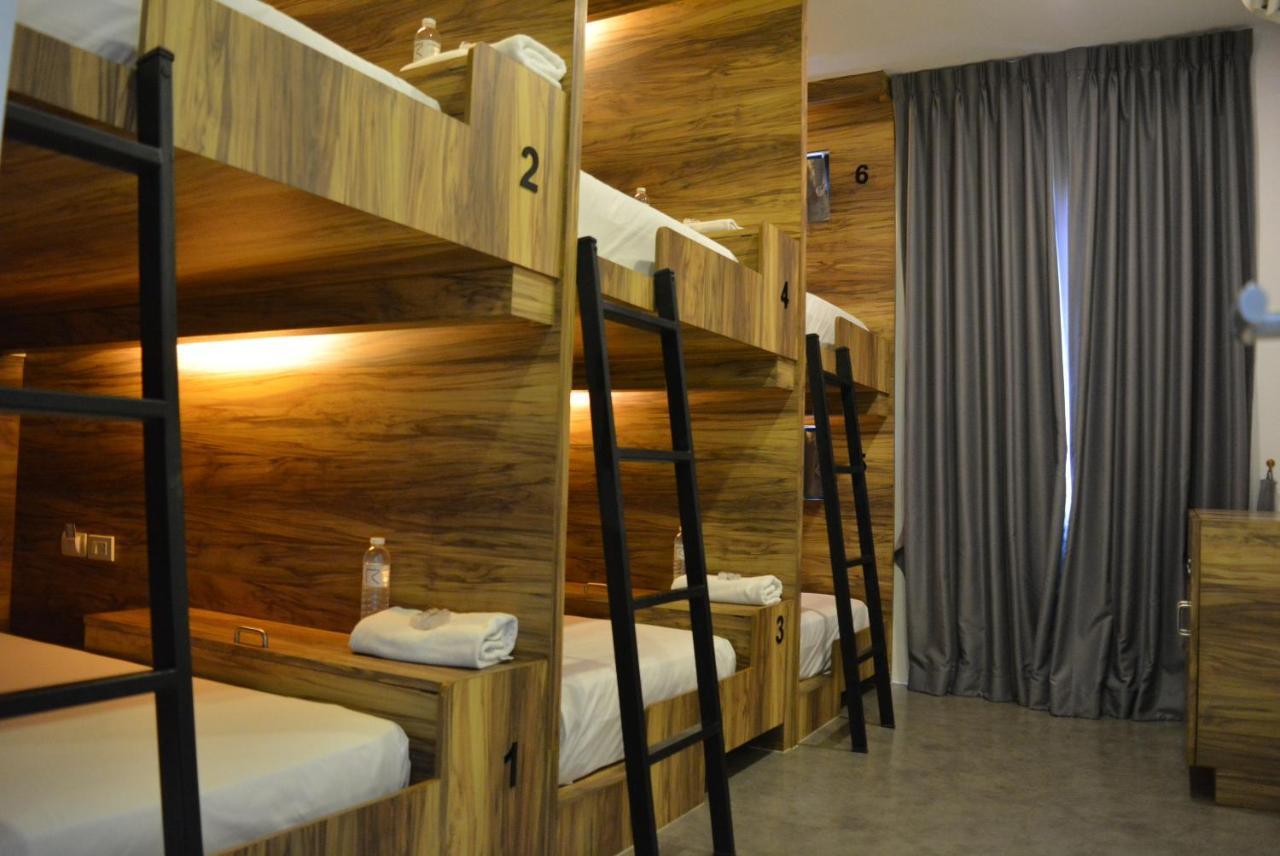 Hostel Rezt