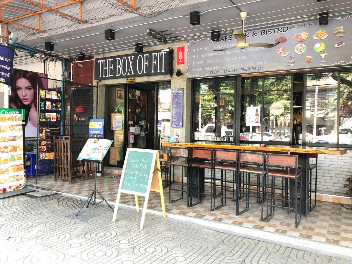 B168-bed & Asrama Bangkok
