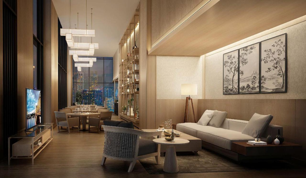 Hotel Oakwood 5*
