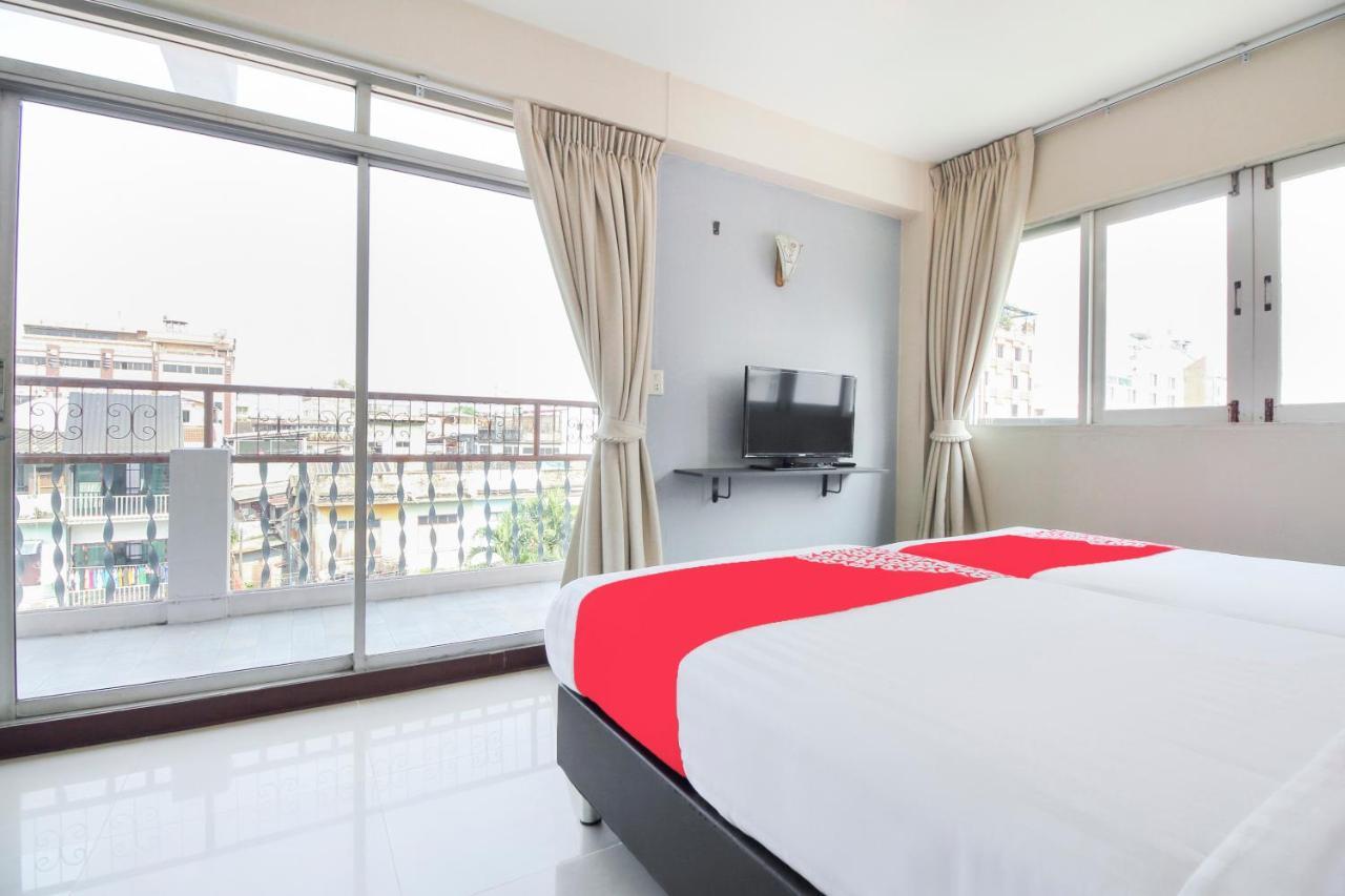 Oyo 537 Na Banglampoo Hotel Bangkok