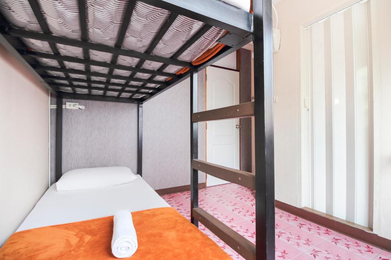 Hotel Oyo 537 Na Banglampoo