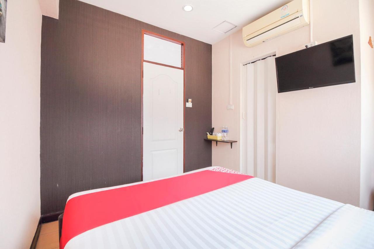Oyo 537 Na Banglampoo 3*