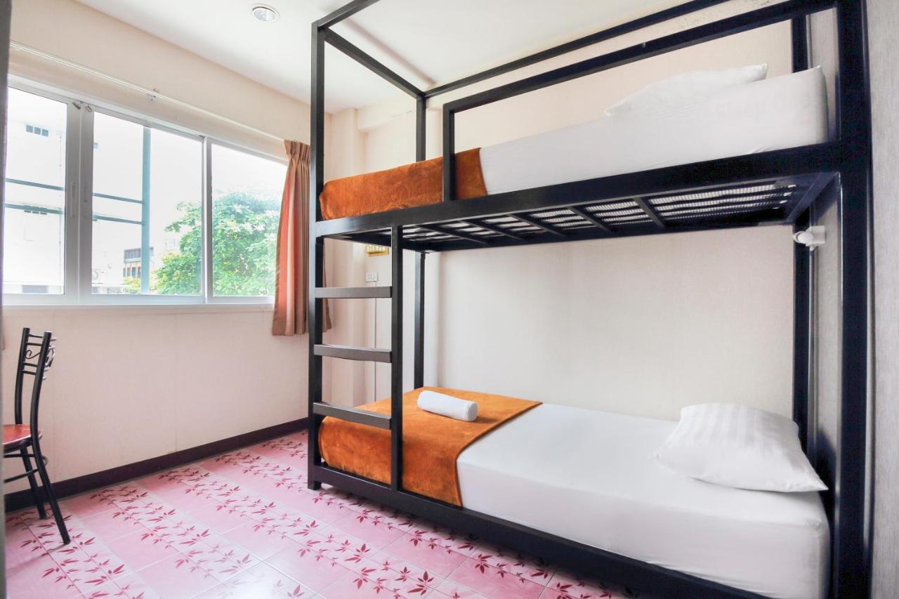 Hotel Oyo 537 Na Banglampoo