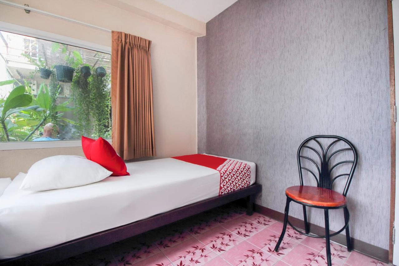 Hotel Oyo 537 Na Banglampoo Bangkok