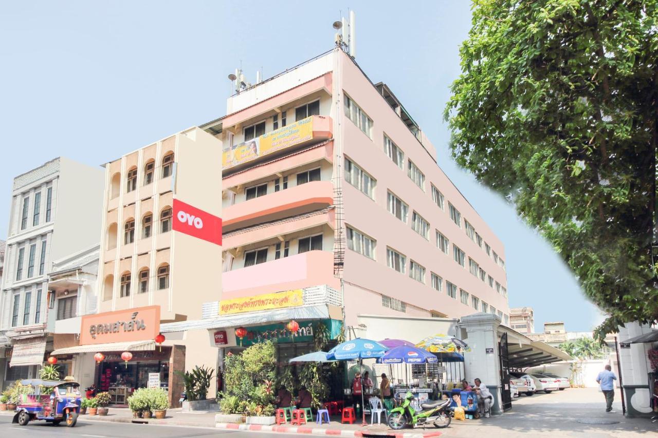 Hotel Oyo 537 Na Banglampoo 3*