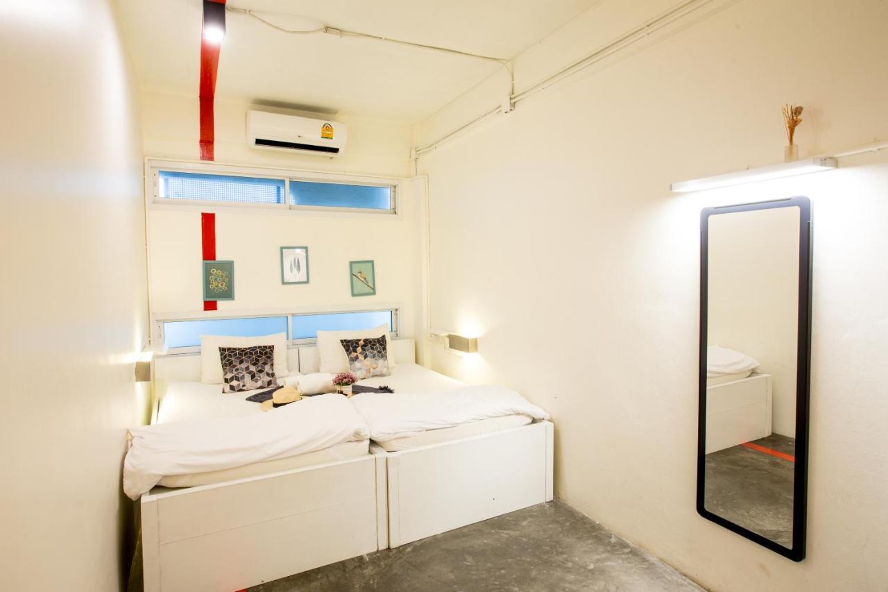 Hostel Hq Silom *