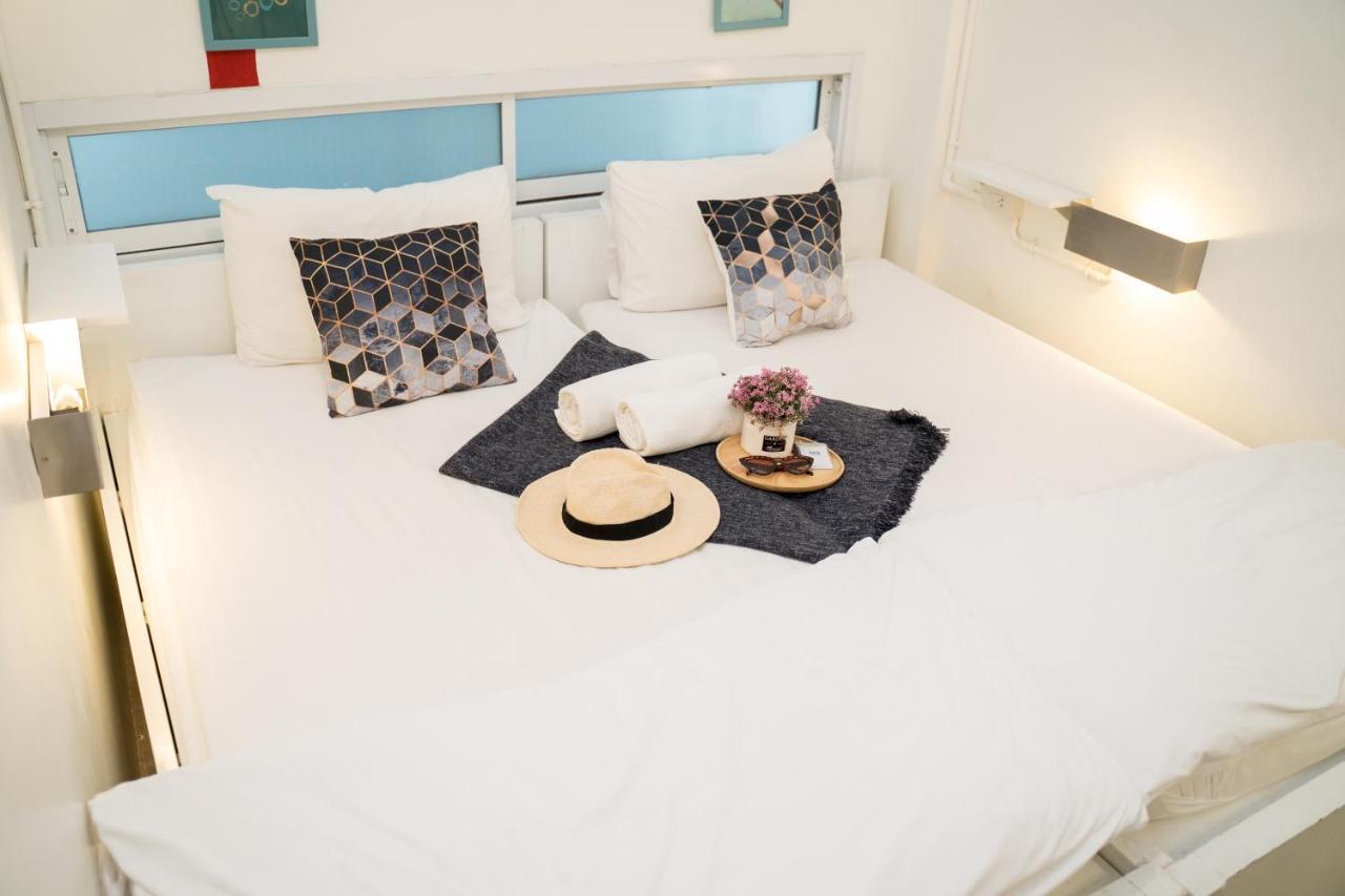 Hostel Hq Silom *