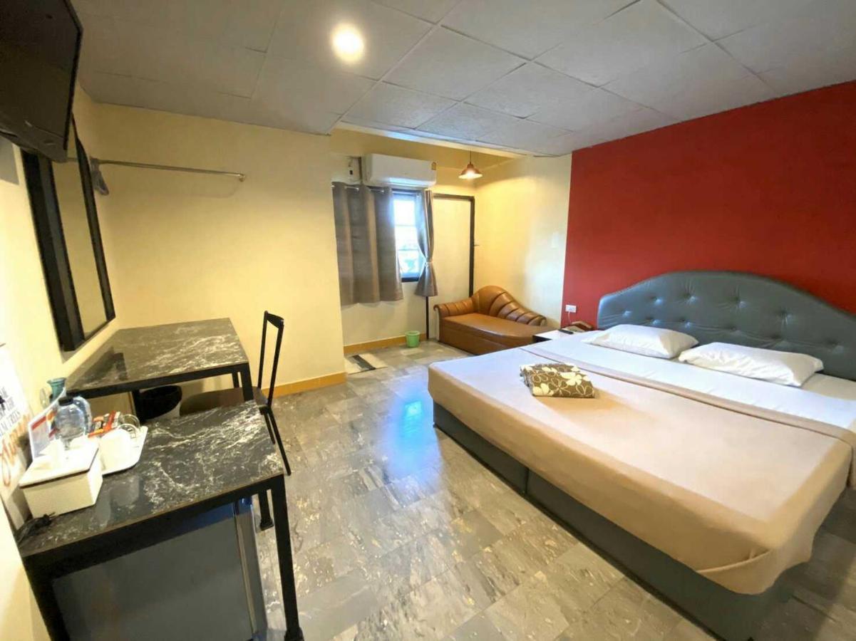 Ds Place Aparthotel