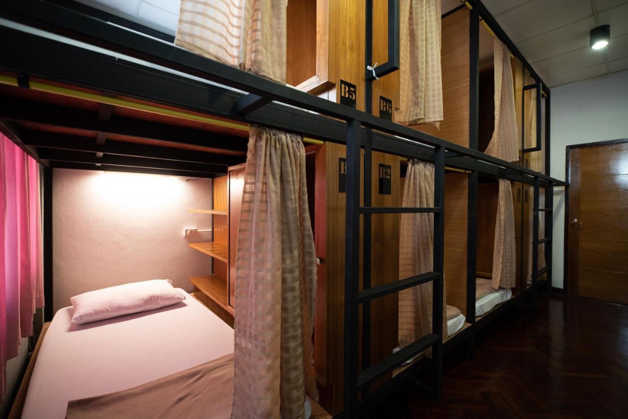 Hansa Khaosan Hostel