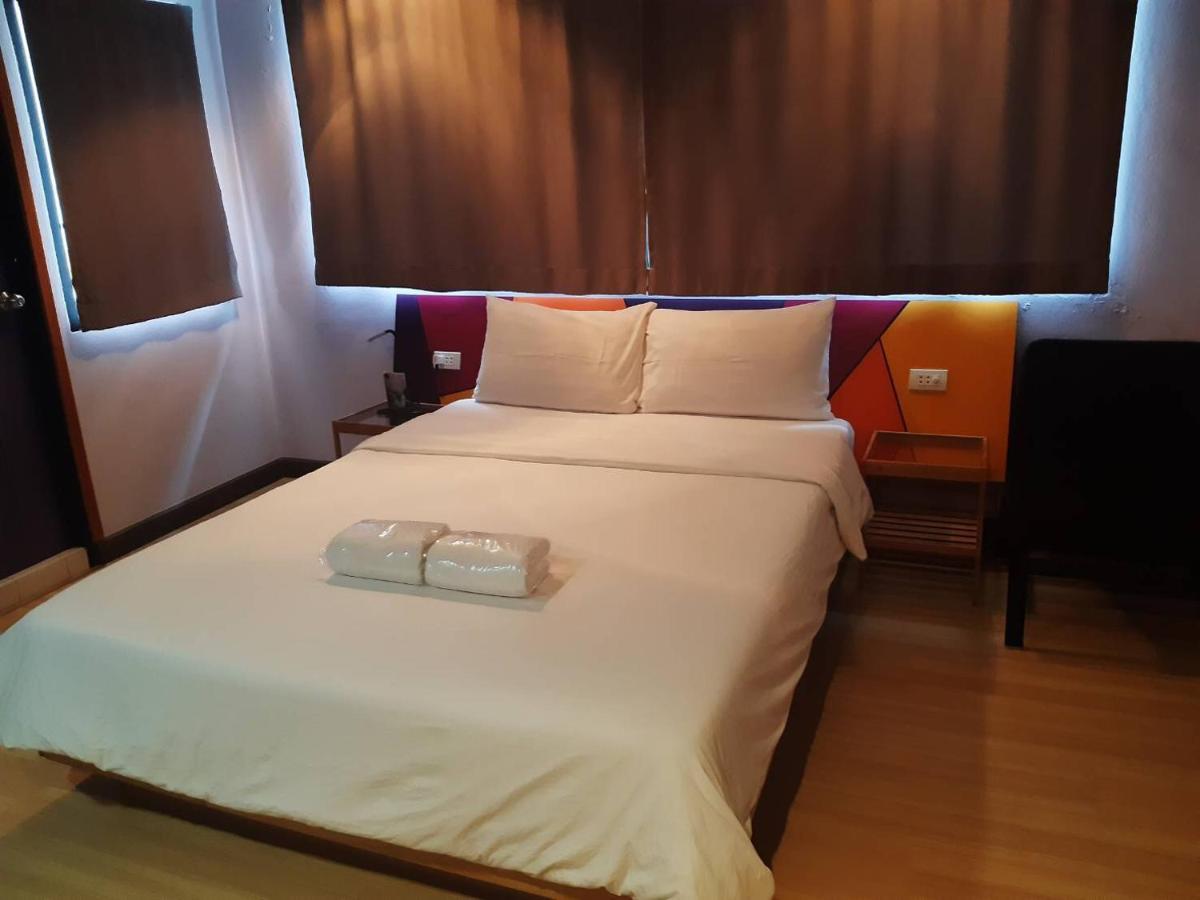 Room@vipa Hostel Bangkok