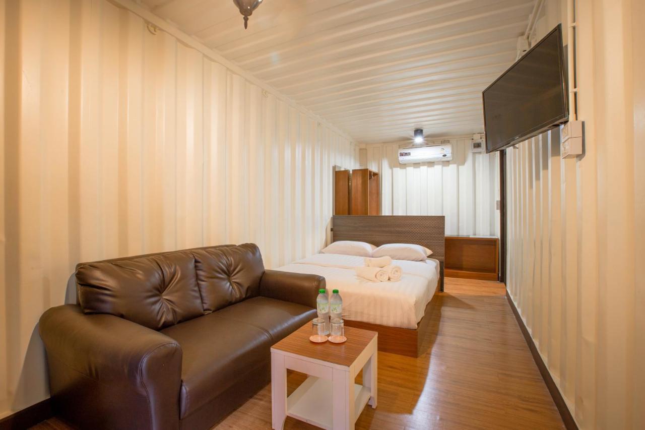 Hotel Tuscany Land Donmuang Bangkok