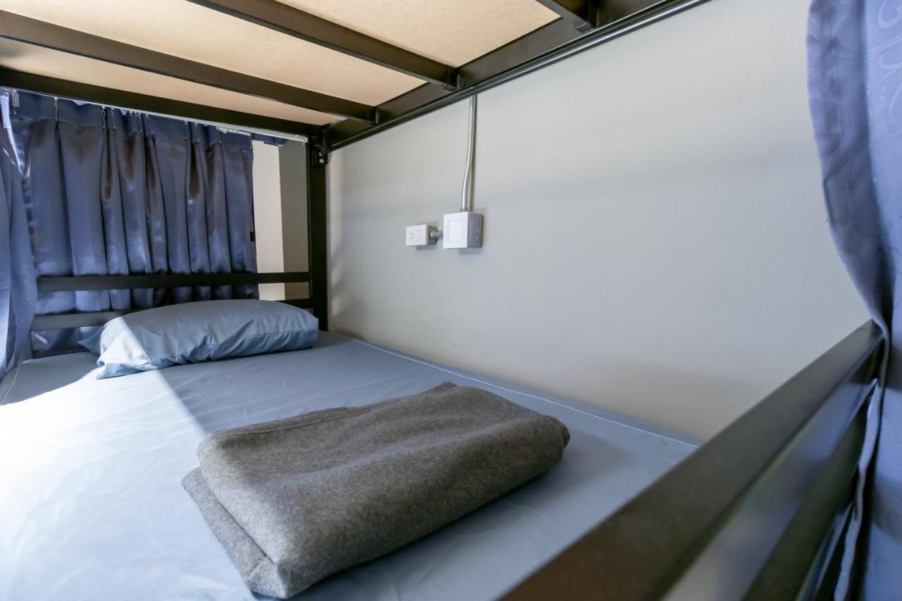 B168-bed & Asrama