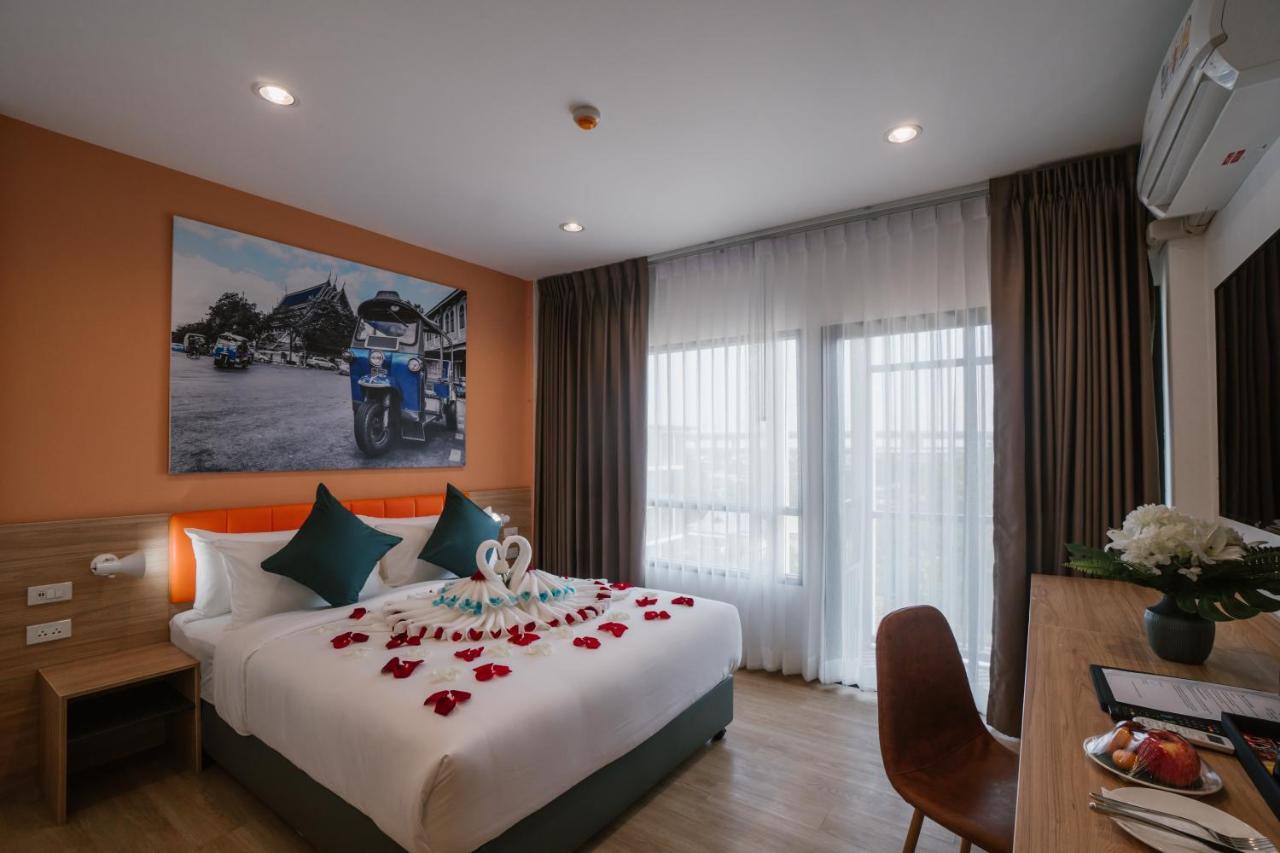 The Iconic Don Mueang Airport Hotel 4*