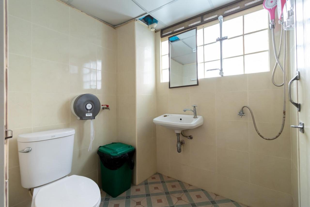 Asrama B168-bed & Bangkok