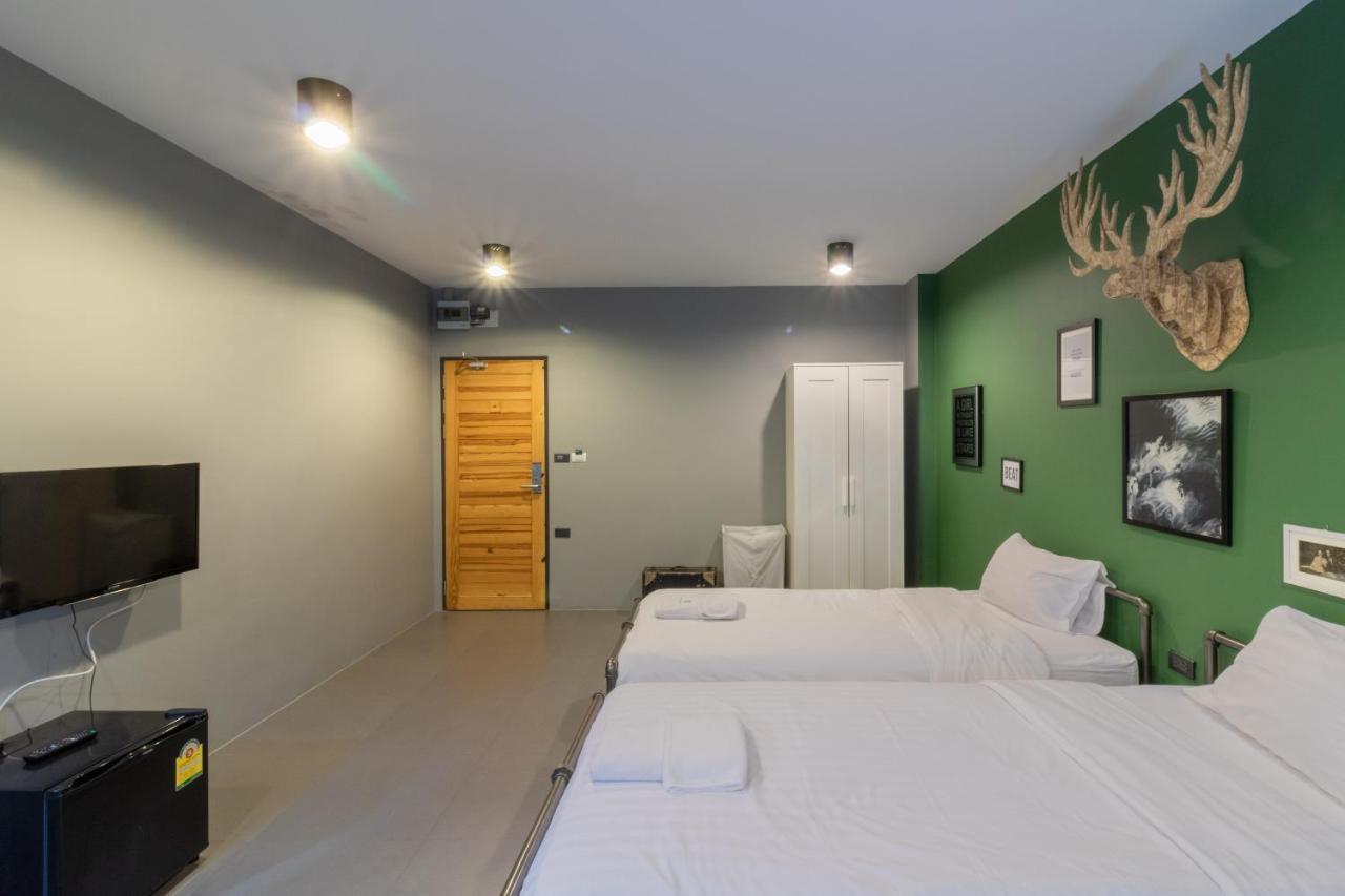 Petchyindee Kingdom Hostel Bangkok
