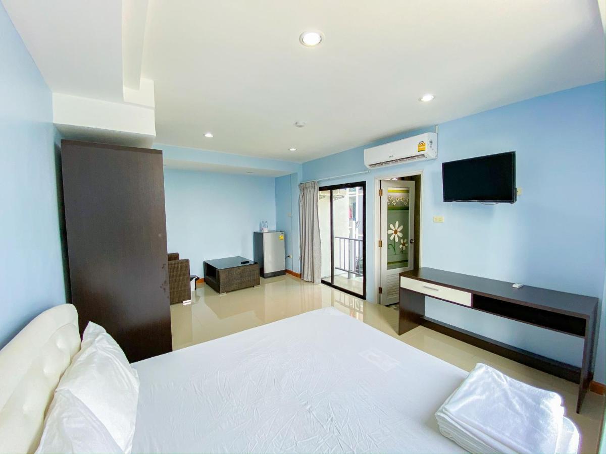 Delighted Hotel