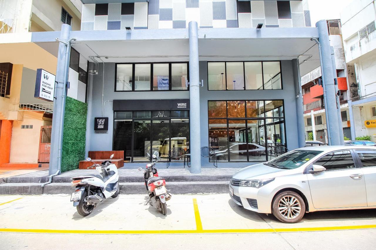 Hotel Vaccinated Staff -oyo 312 Wire Phrakanong 3*