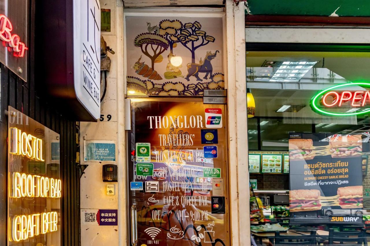 Thonglor Travellers And Cafe Hostel