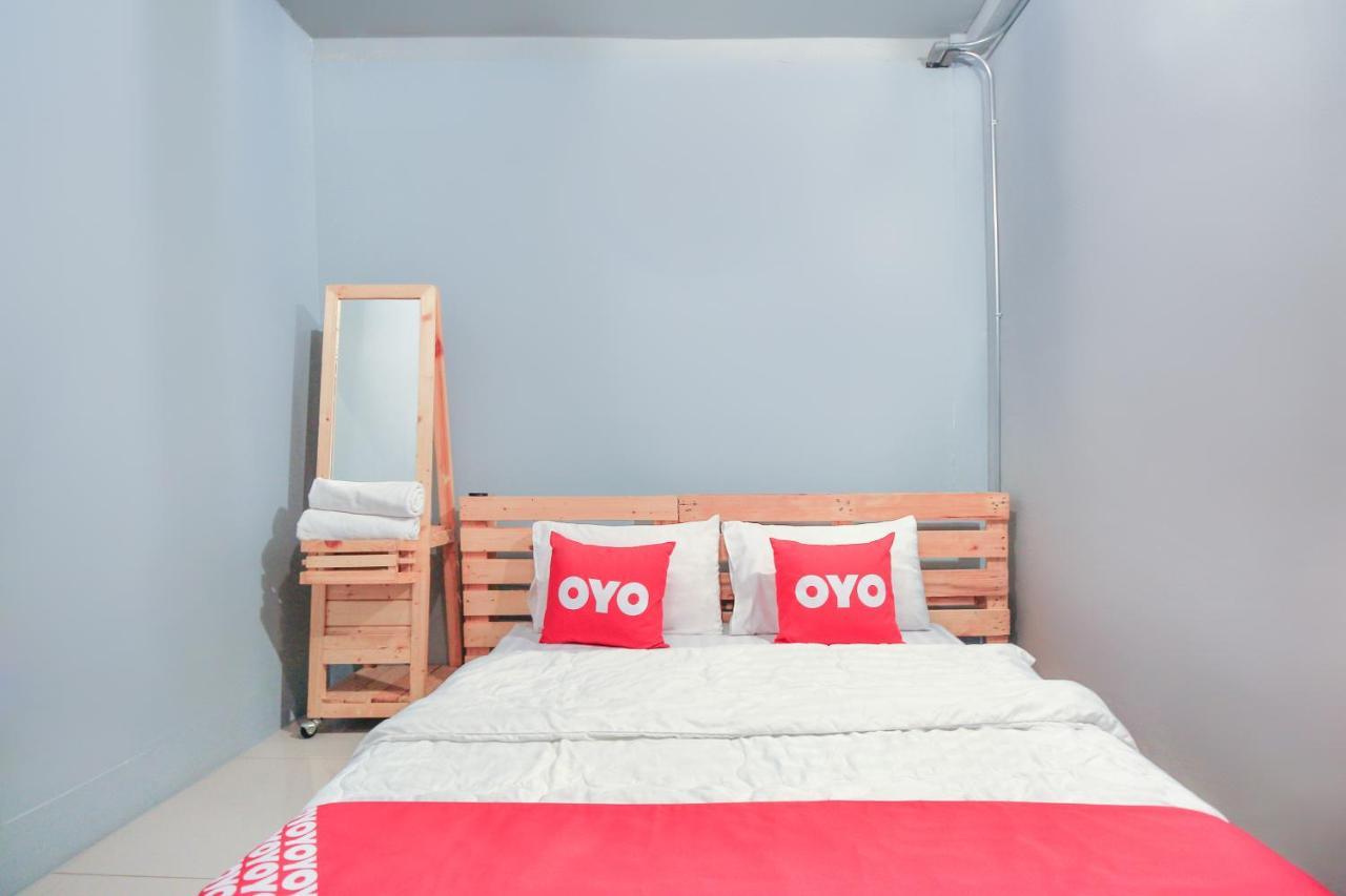Oyo 421 Guyasuka & Cafe Hotel Bangkok