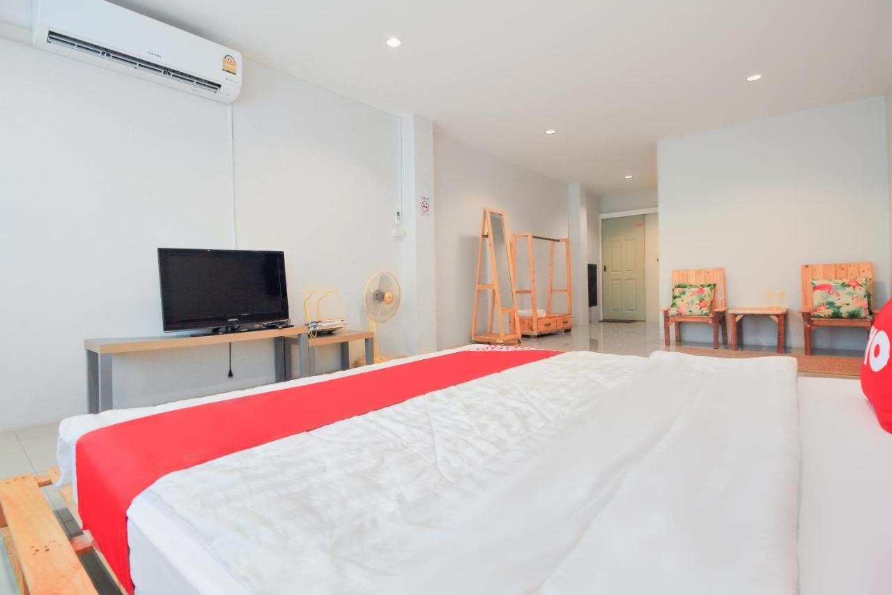 Hotel Oyo 421 Guyasuka & Cafe