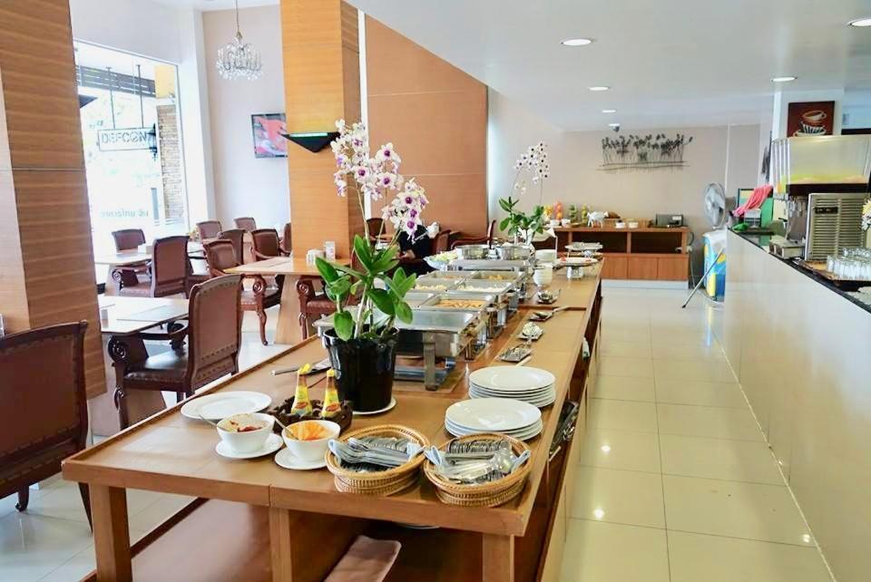 Paholyothin Park Place 3* Bangkok