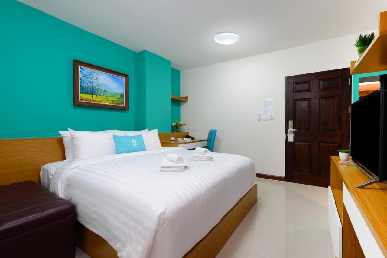 Siri Ratchada Hotel