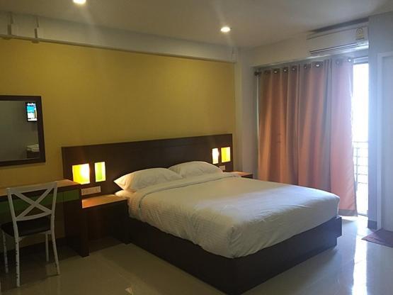 Siri Ratchada Bangkok