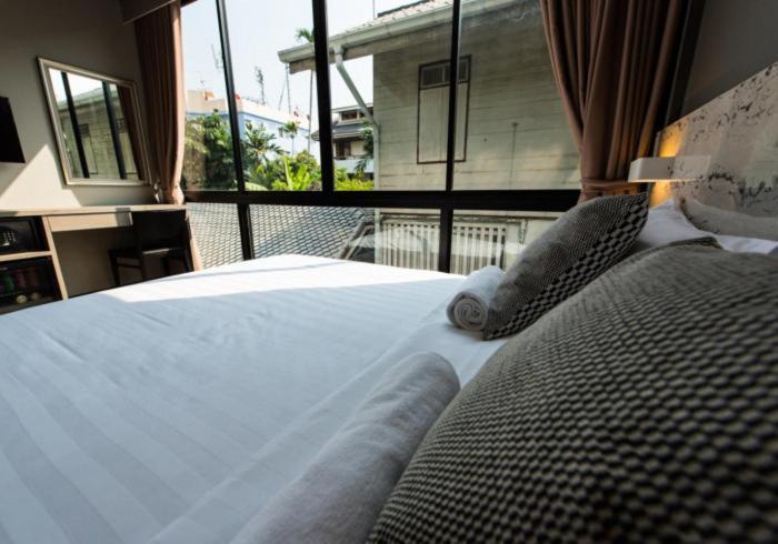 Hotel V Varee 3*