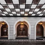 Metropole The Crest Collection By Ascott